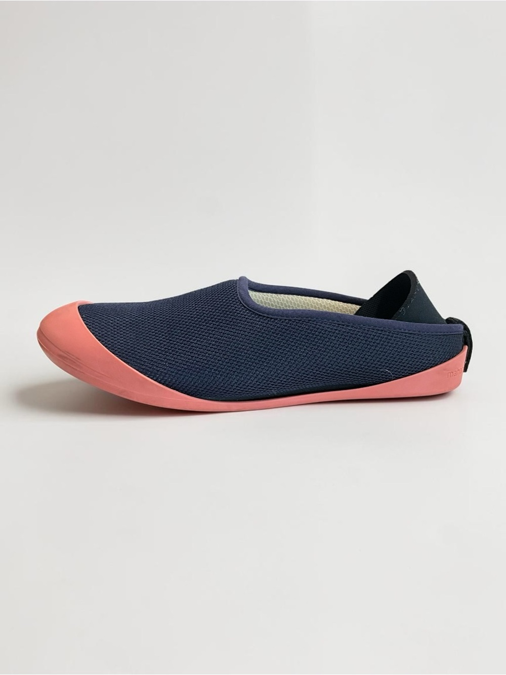 Mahabis Slippers Shoes Convertible Navy Blue and Pink Size 41 / 9.5-10